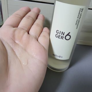 GINGER6 라이크 화이트 블라썸 에센스 토너 — 5점을 준 리뷰어가 2021년 11월 올린 사용 사진