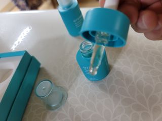 아로메르 리바이탈라이징 블루밍 앰플 10ml x 4ea — 5점을 준 리뷰어가 2021년 8월 올린 사용 사진