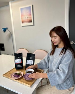 500g 원두 갓 볶은 신선한 스페셜티 원두 커피! 커피킹 — 5점을 준 리뷰어가 2023년 2월 올린 사용 사진