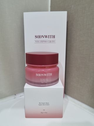 SOONWITH 바이오 수퍼 아쿠아 하이드로 젤 크림 — 5점을 준 리뷰어가 2021년 5월 올린 사용 사진