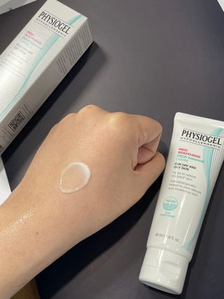 피지오겔 레드수딩 시카밸런스 크림 50ml — 5점을 준 리뷰어가 2022년 4월 올린 사용 사진