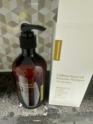 하이브리온 [쿠팡 구매평] 닥터초이스 시카엑소좀 판테놀 아미노산 탈모기능성 두피케어 모근강화 샴푸, 300ml, 1개 — 5점을 준 리뷰어가 2025년 3월 올린 사용 사진