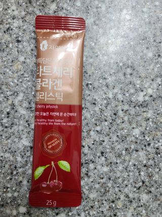 자연에온 몽모랑시 타트체리 3종 세트 구성 - 저분자콜라겐젤리, NFC 착즙주스 — 5점을 준 리뷰어가 2021년 7월 올린 사용 사진