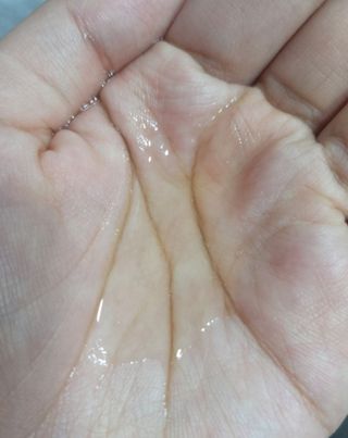 바이오오일 [바이오-오일] 스킨케어 오일 내추럴 60ml — 5점을 준 리뷰어가 2021년 11월 올린 사용 사진