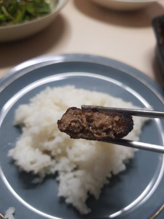 한성기업 명란한 떡갈비 — 5점을 준 리뷰어가 2021년 10월 올린 사용 사진