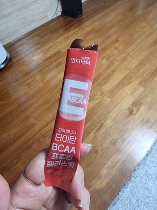 인디닥터 면역 생생 핑크 이뮨 젤리 + 타이탄 BCAA 프로틴 젤리스틱 — 5점을 준 리뷰어가 2022년 3월 올린 사용 사진