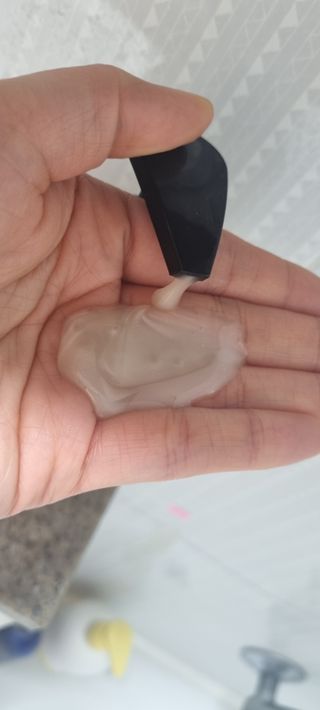 프리마인 더이상 뻣뻣하고 효과없는 탈모샴푸는 NO. 근본부터 케어하는 셀베이스 그린티샴푸(500ml) — 5점을 준 리뷰어가 2023년 3월 올린 사용 사진