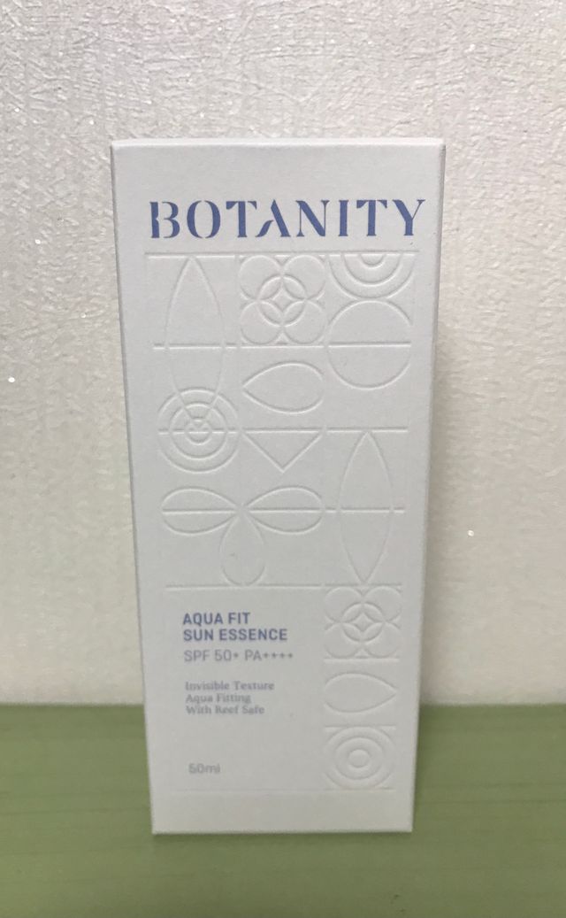 보타니티 촉촉수분자차 아쿠아핏 선 에센스 50ml + 보송톤업자차 징크 선 로션 50ml SPF50+ PA++++ (4/25) 리뷰 사진