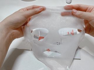 쿠피 피디알엔 연어 더마 페이셜 마스크 — 5점을 준 리뷰어가 2021년 11월 올린 사용 사진