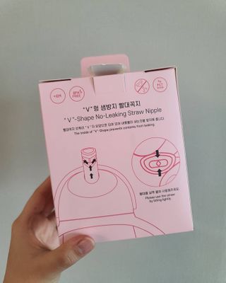 유비맘 트라이탄 코니빨대컵_컬러 랜덤 발송 — 4점을 준 리뷰어가 2020년 12월 올린 사용 사진