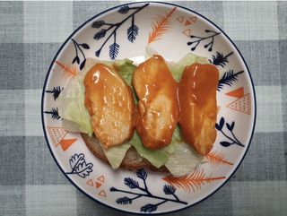 굽네몰 [굽네] 소스가 맛있는 닭가슴살 슬라이스 4종 — 5점을 준 리뷰어가 2021년 11월 올린 사용 사진