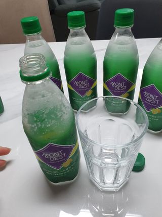 몽베스트 Montbest with Sparkling water Lemon OR Lime 20병(랜덤) — 5점을 준 리뷰어가 2022년 12월 올린 사용 사진