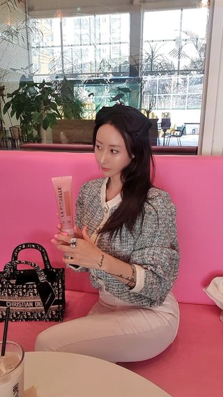 라플로렐 프로방스 로즈 폼클렌저 — 5점을 준 리뷰어가 2022년 4월 올린 사용 사진