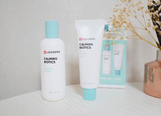 리더스코스메틱 리더스 카밍 바이오틱스 #1등 진정 기획세트 [에센스 워터150ml + 크림 마스크80ml] — 5점을 준 리뷰어가 2022년 10월 올린 사용 사진