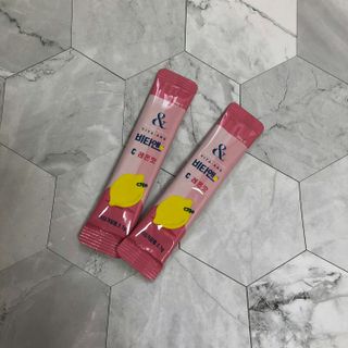 비타앤C 레몬맛, 망고맛 — 5점을 준 리뷰어가 2021년 4월 올린 사용 사진