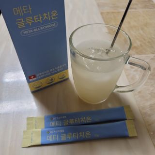 메타웰빙 GC녹십자웰빙 메타 글루타치온 — 5점을 준 리뷰어가 2022년 10월 올린 사용 사진