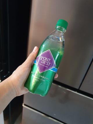 몽베스트 Montbest with Sparkling water Plain 20병 — 5점을 준 리뷰어가 2022년 9월 올린 사용 사진