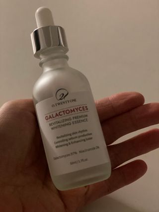 오투에니원 갈락토미세스 리바이탈라이징 프리미엄 화이트닝 에센스 50ml — 5점을 준 리뷰어가 2022년 12월 올린 사용 사진