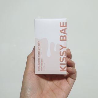 KISSY BAE 키시베이 키시베이 리얼화이트 톤업틴트 — 4점을 준 리뷰어가 2021년 9월 올린 사용 사진