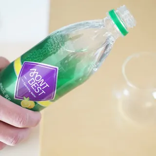 몽베스트 Montbest with Sparkling water Lemon OR Lime 20병(랜덤) — 5점을 준 리뷰어가 2022년 11월 올린 사용 사진