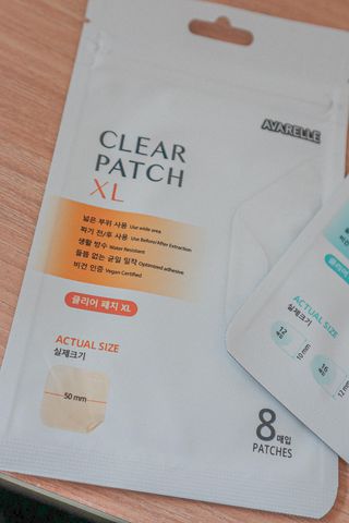 에버렐 아크네 클리어 패치 오리지널(40매) + XL(8매) 1세트, 각 1개씩 — 5점을 준 리뷰어가 2022년 5월 올린 사용 사진