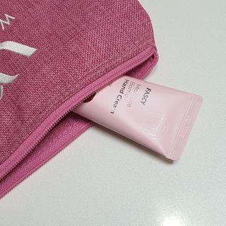 파시 고보습 핸드크림 40ml 5종 기프트 세트 — 5점을 준 리뷰어가 2022년 8월 올린 사용 사진