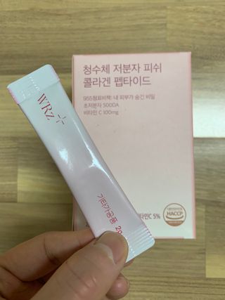 방방곳곳 청수체 콜라겐 — 5점을 준 리뷰어가 2022년 3월 올린 사용 사진