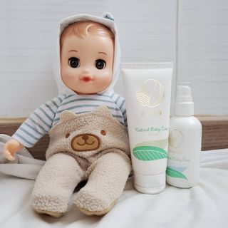 mom e 맘이 내추럴 베이비 케어 크림+바디오일 — 5점을 준 리뷰어가 2021년 1월 올린 사용 사진