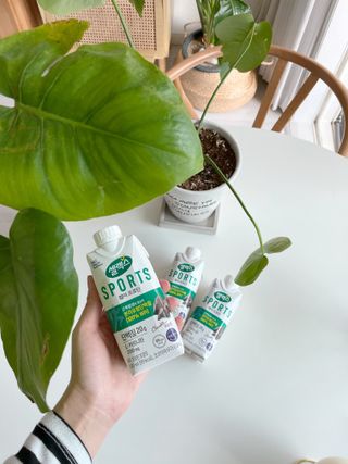 셀렉스스포츠 셀렉스 스포츠 웨이 프로틴 초콜릿 _ 330ml x 12팩 — 5점을 준 리뷰어가 2021년 3월 올린 사용 사진