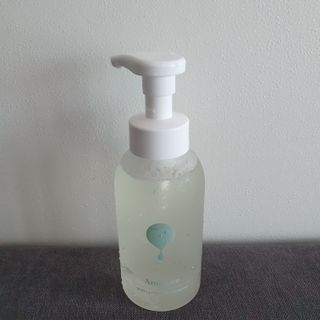 아미퓨어 [라이브] 피부장벽 강화를 위한 머랭 버블 클렌저 천연계면활성제로 온가족 사용가능 — 5점을 준 리뷰어가 2021년 7월 올린 사용 사진
