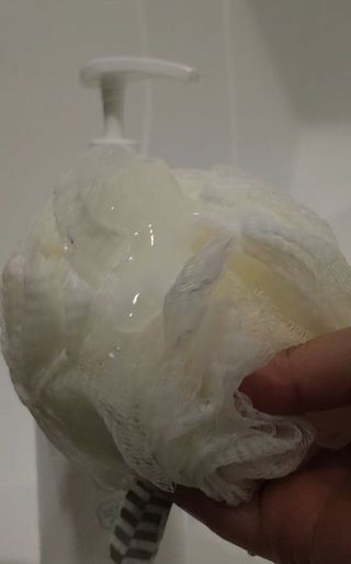 [닥터문] 센텔라 시카케어 화이트머스크 바디워시 1000ml — 5점을 준 리뷰어가 2024년 8월 올린 사용 사진