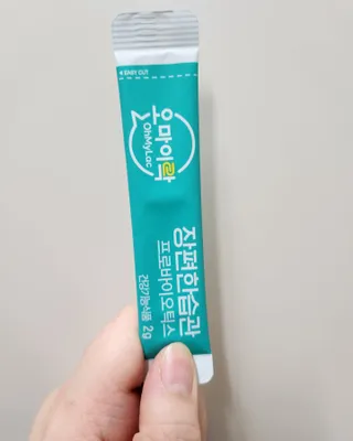 [유산균] 오마이락 장편한습관 프로바이오틱스 30P — 5점을 준 리뷰어가 2022년 11월 올린 사용 사진