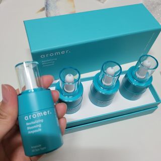 아로메르 리바이탈라이징 블루밍 앰플 10ml x 4ea — 5점을 준 리뷰어가 2021년 8월 올린 사용 사진