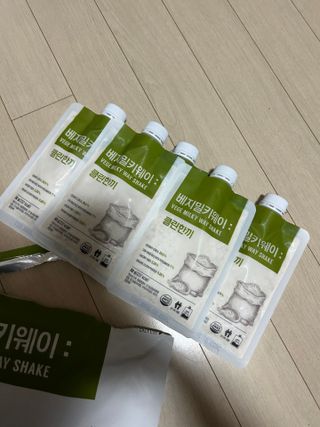 클린24시간  클린한끼 쉐이크 1세트 (5개) — 5점을 준 리뷰어가 2023년 5월 올린 사용 사진