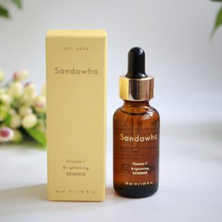 스킨큐어 산다화 비타민c 화이트닝 에센스 30ml — 5점을 준 리뷰어가 2021년 8월 올린 사용 사진