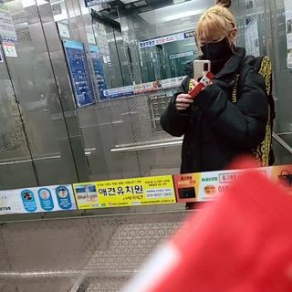 디오르 버닝레드 — 5점을 준 리뷰어가 2022년 1월 올린 사용 사진