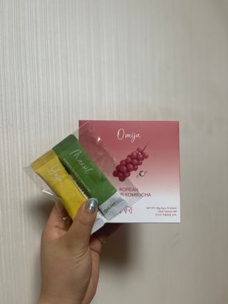 달람하리 DALAMHARI [미.친.탄.산.] 과즙 듬뿍 청량한 탄산 습관 15kcal 슈퍼콤부차 (오미자 / 유자 / 매실 택1) — 4점을 준 리뷰어가 2022년 8월 올린 사용 사진