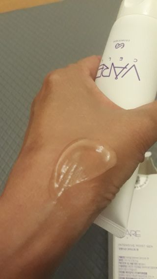 바르셀 수딩젤 수분젤 진정크림 쿨링젤 인텐시브 모이스트 젠 100ml — 4점을 준 리뷰어가 2021년 11월 올린 사용 사진