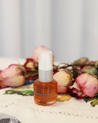 유니베르소 로즈힙 오일 15ml — 5점을 준 리뷰어가 2021년 5월 올린 사용 사진