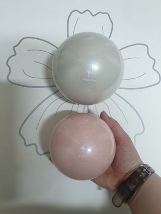 트라택 쿠셔닝 웨이트볼 0.5kg + 1kg SET — 5점을 준 리뷰어가 2022년 6월 올린 사용 사진