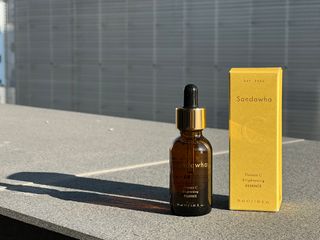 스킨큐어 산다화 비타민c 화이트닝 에센스 30ml — 5점을 준 리뷰어가 2023년 12월 올린 사용 사진