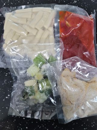 응큼떡볶이 — 5점을 준 리뷰어가 2021년 3월 올린 사용 사진