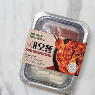 화끈한녀석들 새오똥400g 새우,오징어,똥집 볶음요리 소스,밀떡, 참기름 포함 — 2점을 준 리뷰어가 2022년 12월 올린 사용 사진