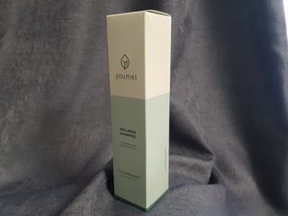 유메이 웰니스 샴푸 + 유메이 스칼프 브러쉬 — 4점을 준 리뷰어가 2022년 1월 올린 사용 사진