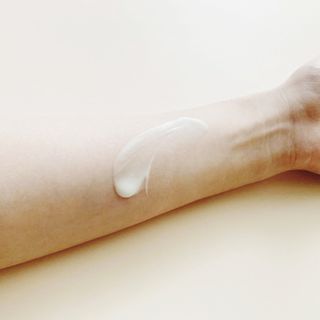 산다화 비타민C 화이트닝 크림 — 4.5점을 준 리뷰어가 2023년 4월 올린 사용 사진