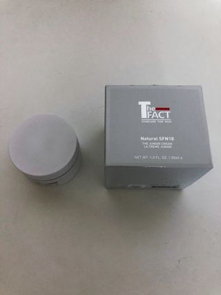 The Fact 더 팩트 내추럴 에스에프엔 에이틴 시니어 크림 — 5점을 준 리뷰어가 2021년 3월 올린 사용 사진