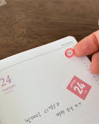 리훈 2023년 이야기다이어리 숏 날짜형 — 5점을 준 리뷰어가 2023년 1월 올린 사용 사진