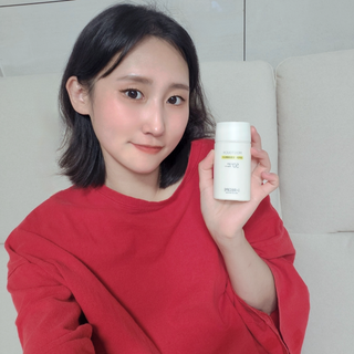 아이레시피 모이스트터치 스포츠 선밀크 50ml (SPF50+ PA+++) — 5점을 준 리뷰어가 2023년 6월 올린 사용 사진