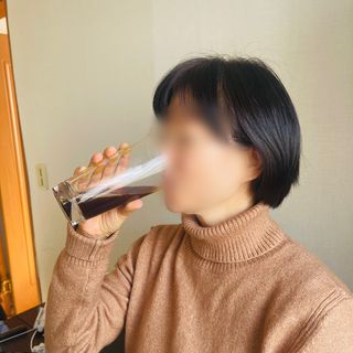참앤들황토농원 국내산 흑염소를 정성스럽게 담은, 프리미엄 흑염소 진액 70ml x 30포 1박스 — 4.5점을 준 리뷰어가 2023년 1월 올린 사용 사진