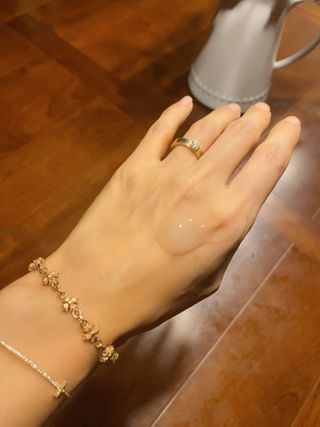 냉장고에 넣어요, 붉은 트러블 피부 다음날 진정되요 [버진팜스 푸딩수딩아토] — 5점을 준 리뷰어가 2021년 8월 올린 사용 사진